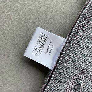 CHANEL 25S SLEEVELESS KNIT VEST 372